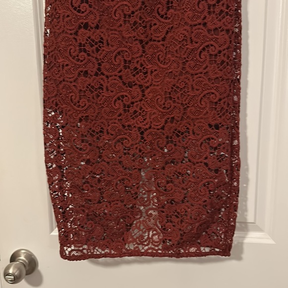 💋 Zara Lace Pencil Skirt - Picture 2 of 7